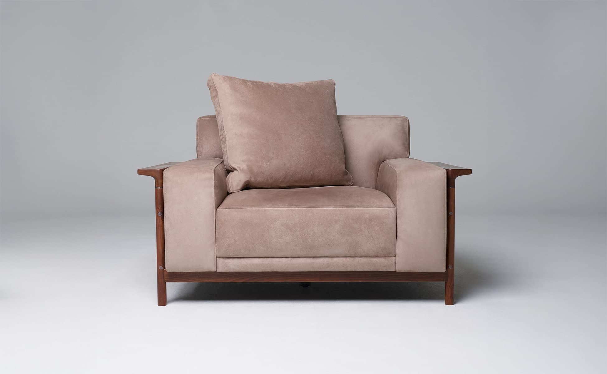 Ghế Sofa Thư Giãn Range 02